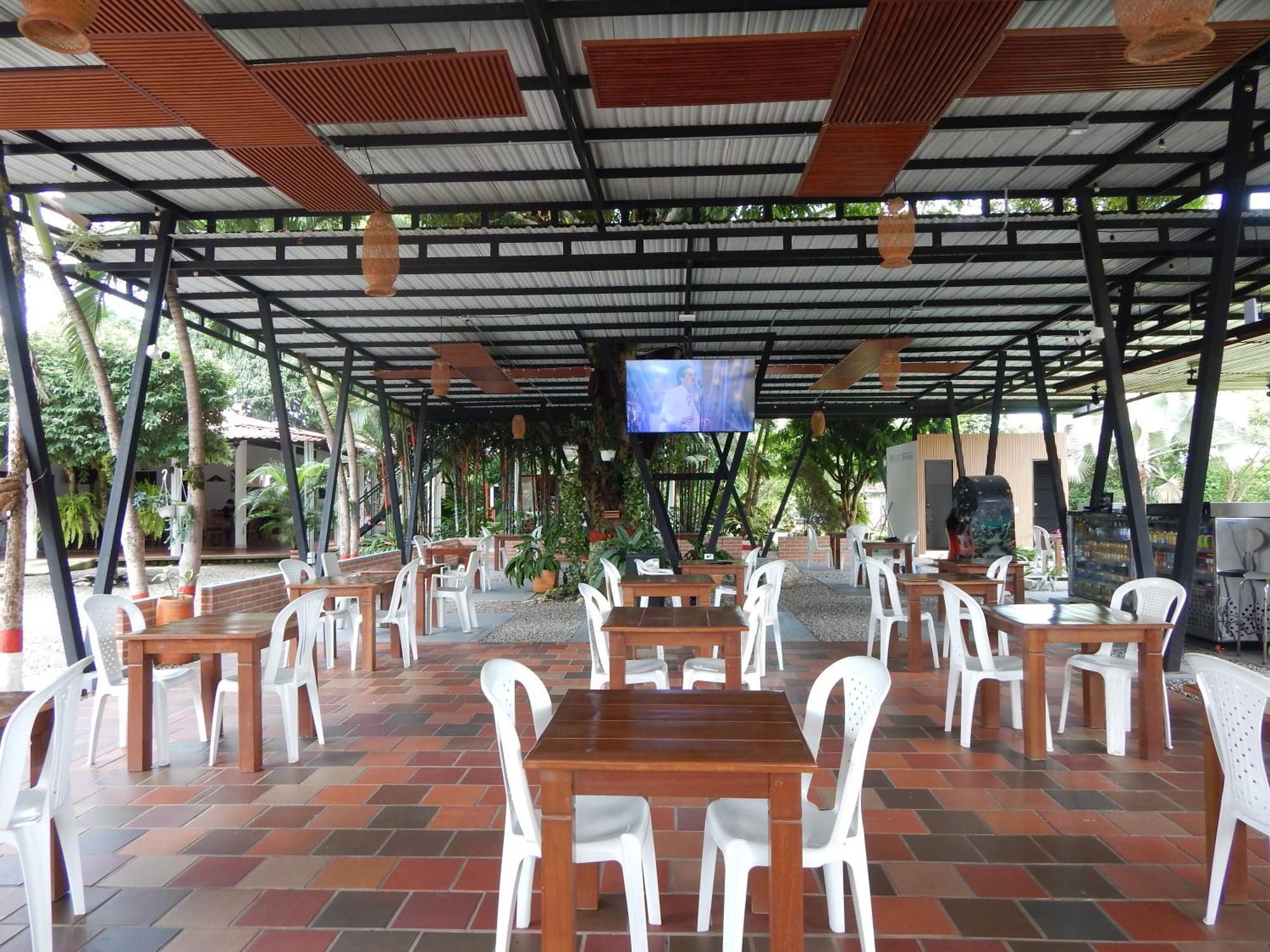 Hotel Campestre Las Palmas Sas Villavicencio Eksteriør bilde